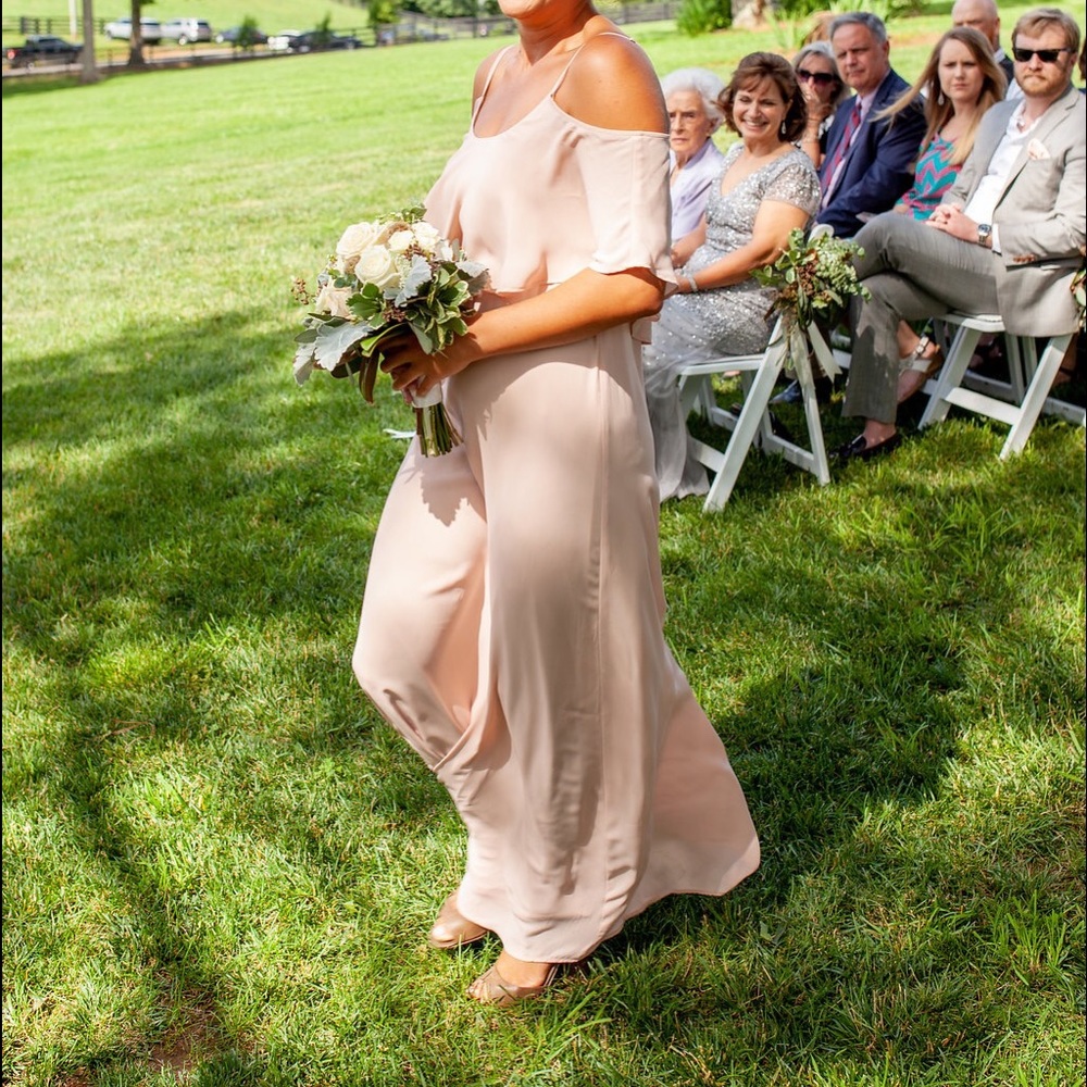 Show me your MuMu - Caitlin Ruffle in Dusty Blush